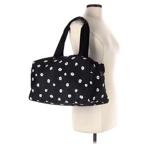 Alice + Olivia Daisy Print Duffel Bag Weekender Bag Traveling Loungewear Novelty